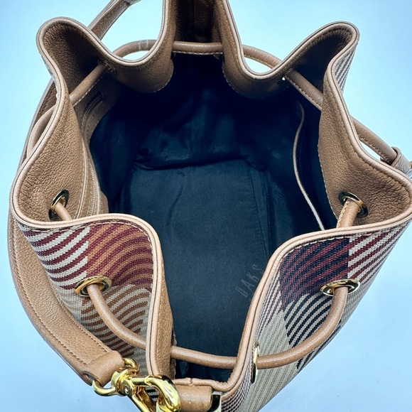 DAKS BUCKET  HOUSE CHECK PATTERN HANDBAG - Picture 4 of 8